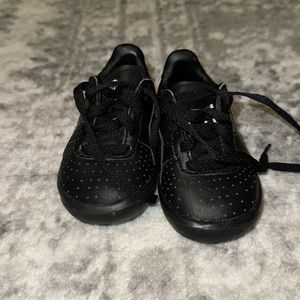 Toddler black Pumas